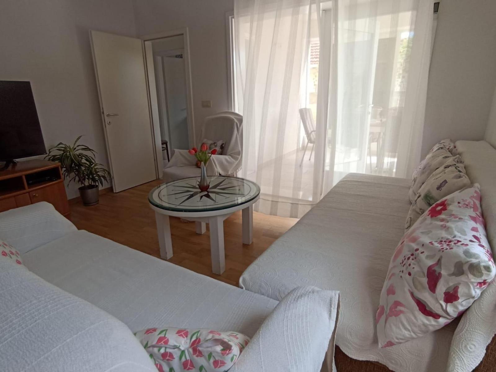 Apartments By The Sea Orebic, Peljesac - 16448 الغرفة الصورة